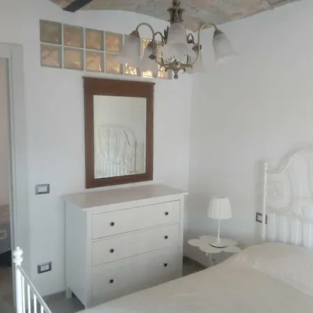 La Vernetta - Wine & Cellar House * Mombercelli