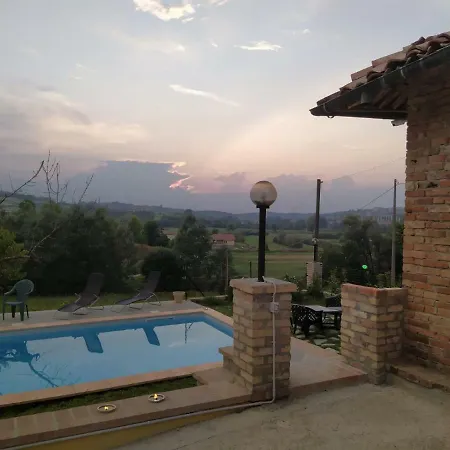 La Vernetta - Wine & Cellar House Apartment Mombercelli