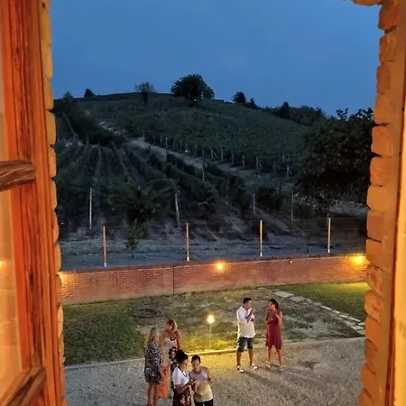 Apartment La Vernetta - Wine & Cellar House